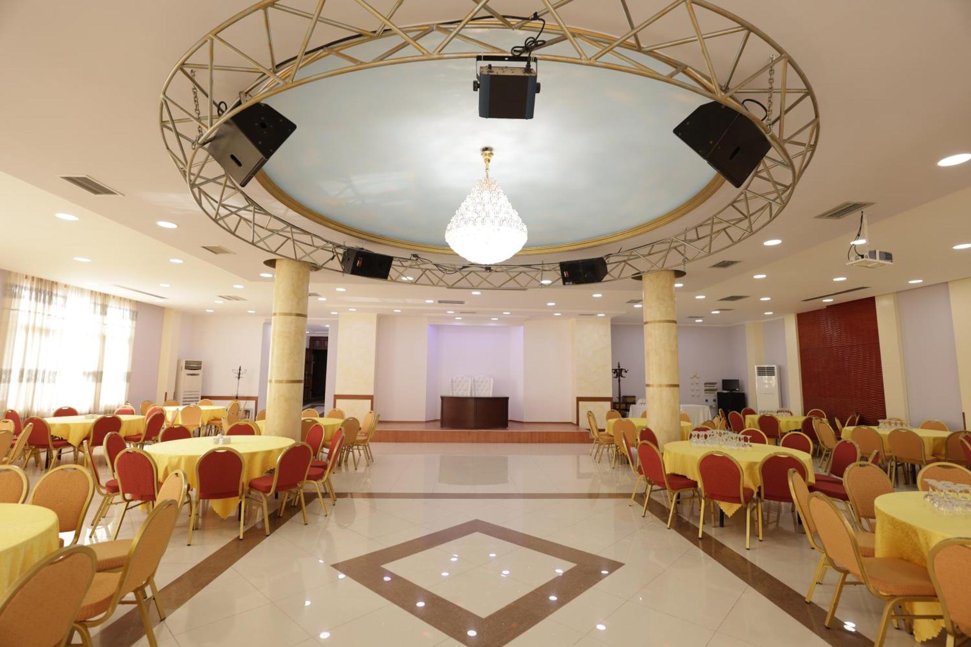 Mema Hotel
